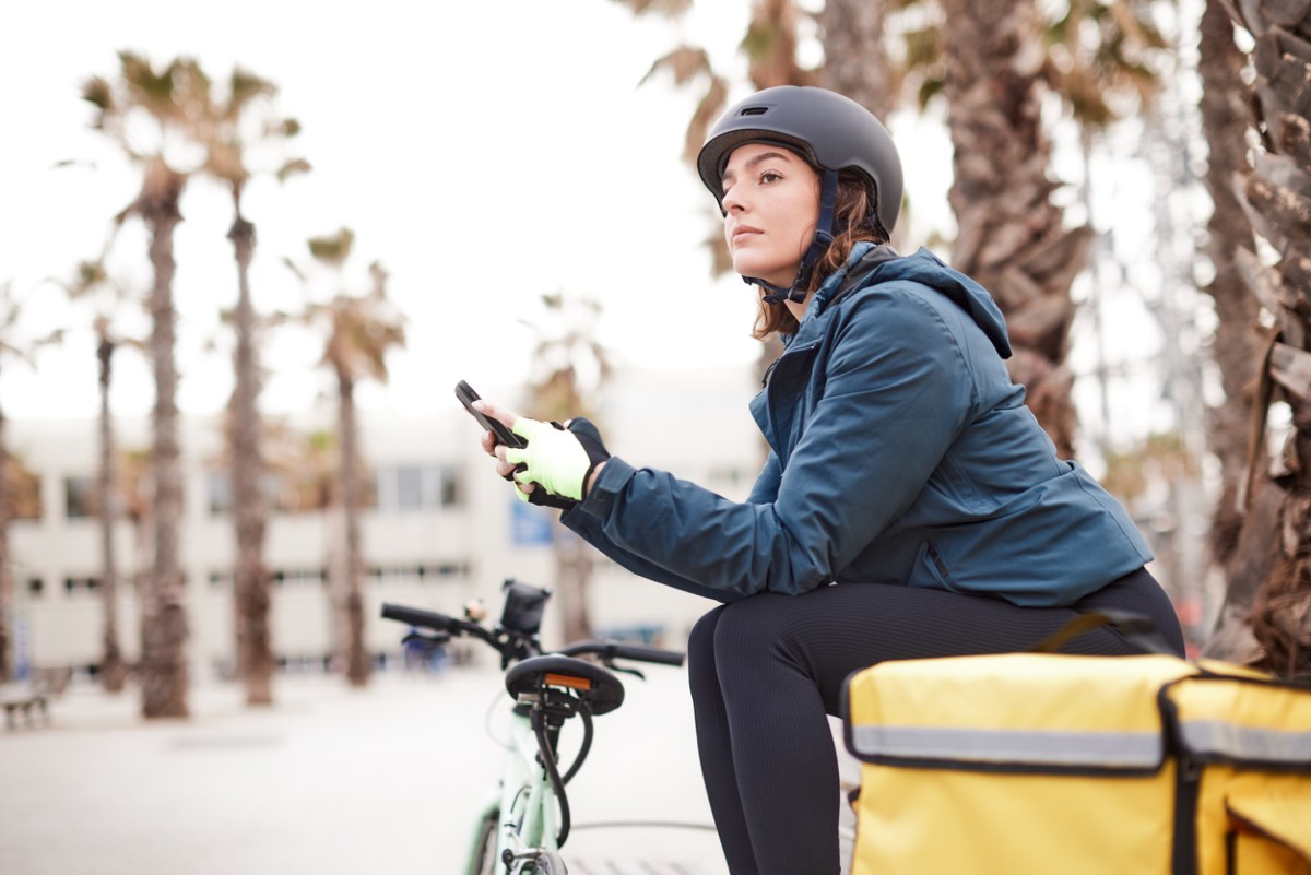woman bike messenger